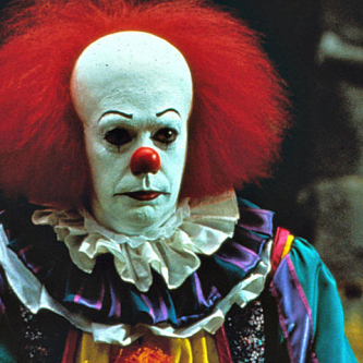 Bill Skarsgard sera le Clown du remake de Ça, de Stephen King
