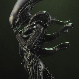 Sideshow dévoile une sublime statuette Alien