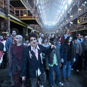Mythbusters s'attaque aux zombies dans une émission spéciale The Walking Dead