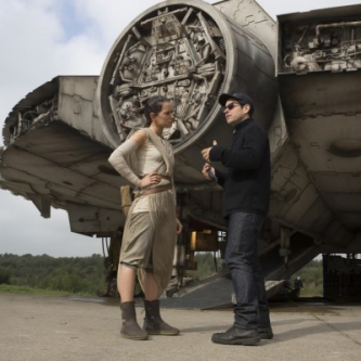 Abrams se livre sur les développements de The Force Awakens et de Star Wars VIII