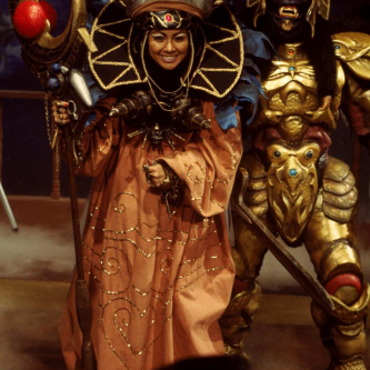 Une première photo officielle du look d'Elizabeth Banks dans Power Rangers