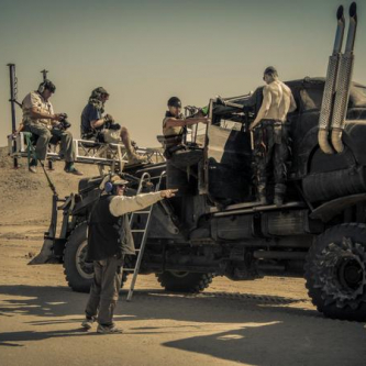Des photos dans les coulisses du tournage Mad Max : Fury Road 
