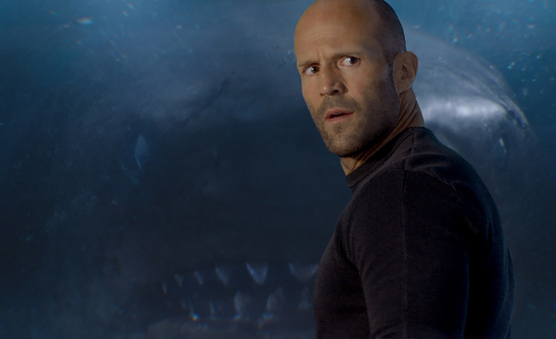 Le film The Meg montre une première image de Jason Statham et de son requin géant