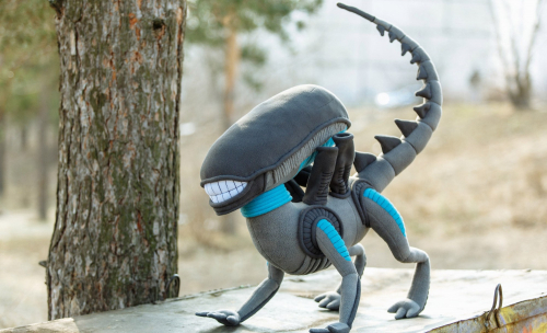 Les fans d'Alien peuvent désormais adopter un Xénomorphe en peluche