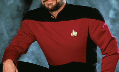 Jonathan Frakes a postulé pour la réalisation de Star Trek 3