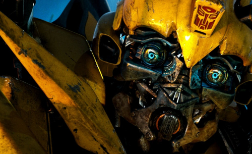 Transformers : un premier logo pour le spin-off Bumblebee
