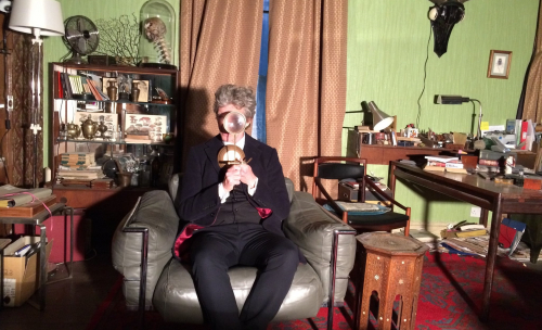 Doctor Who : découvrez une image de Peter Capaldi sur le plateau de Sherlock