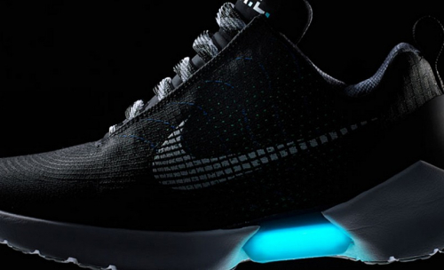 Nike présente ses chaussures inspirées de Retour Vers le Futur en vidéo