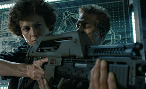 Alien : Ridley Scott ne serait pas contre l'idée de rajeunir numeriquement Ellen Ripley