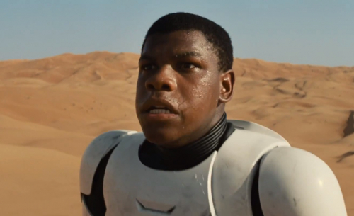 John Boyega commente les réactions au trailer de Star Wars : The Force Awakens