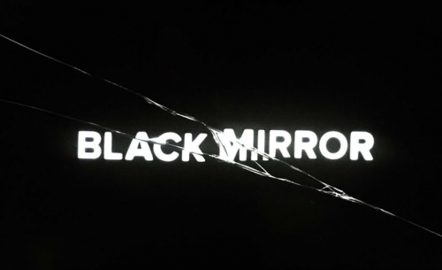 Les producteurs de Black Mirror ont décliné plusieurs fois de porter la série au cinéma