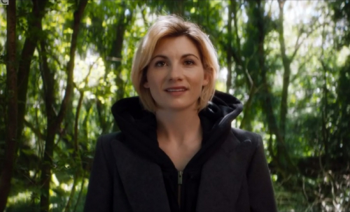 Doctor Who : Steven Moffat vante les mérites de Jodie Whittaker