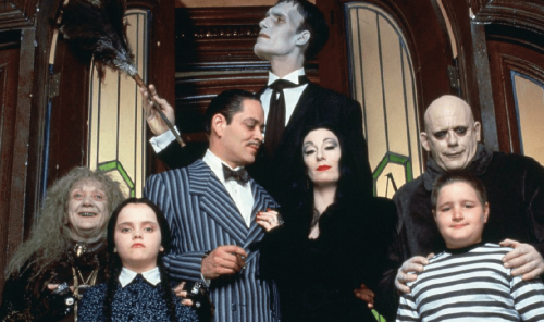 Tea Time is SFFF Time -  La famille Addams par Tim Burton, Doom Patrol et un nouveau film dystopique