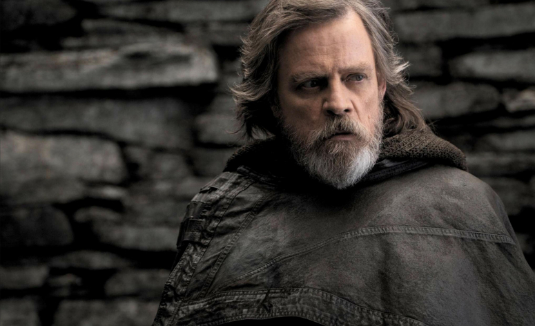 On en saura assez peu sur ce qu'a vécu Luke depuis son exil dans Les Derniers Jedi