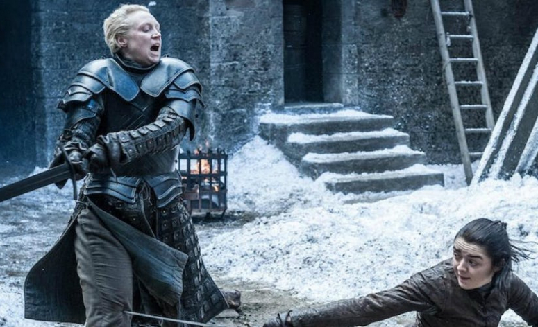 Game of Thrones : Maisie Williams fait montre de ses talents martiaux