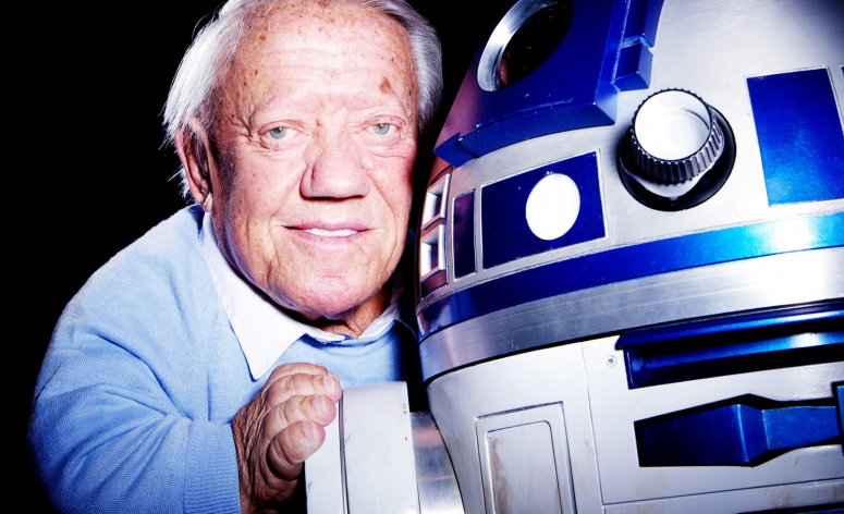 Kenny Baker (R2-D2) est décédé
