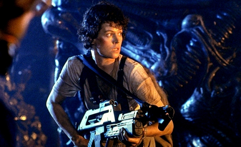 Sigourney Weaver réagit au projet Alien de Neill Blomkamp