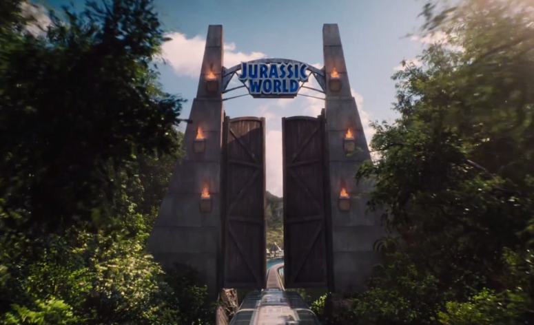 Colin Trevorrow répond aux critiques sur le trailer de Jurassic World